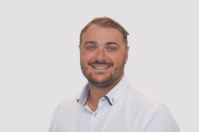 Josh Joshua Stevens BDM Australia Sydney Melbourne Thundergrid fleet business aparments developments commercial business development manager Ev charging infrastructure
